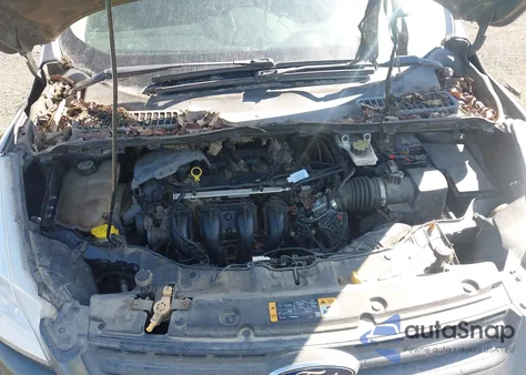 2013 Ford Escape S z USA, uszkodzony, nr VIN 1FMCU0F71DUB09745